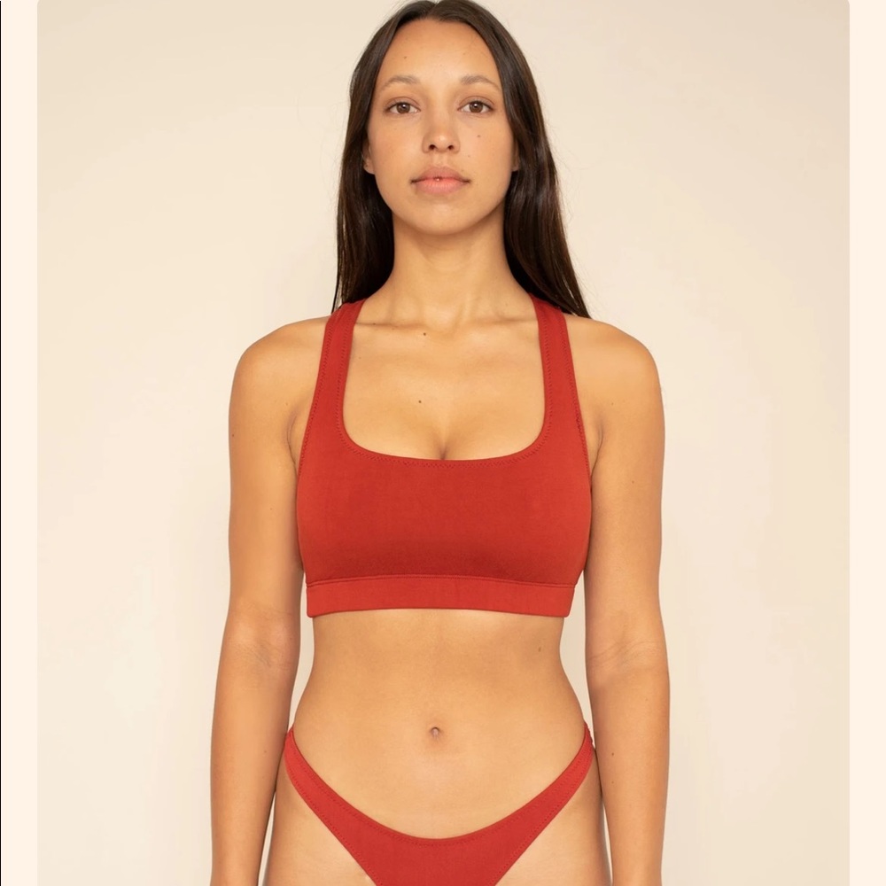 Hara the Label Jacky Sports Bra - Cherry 🍒